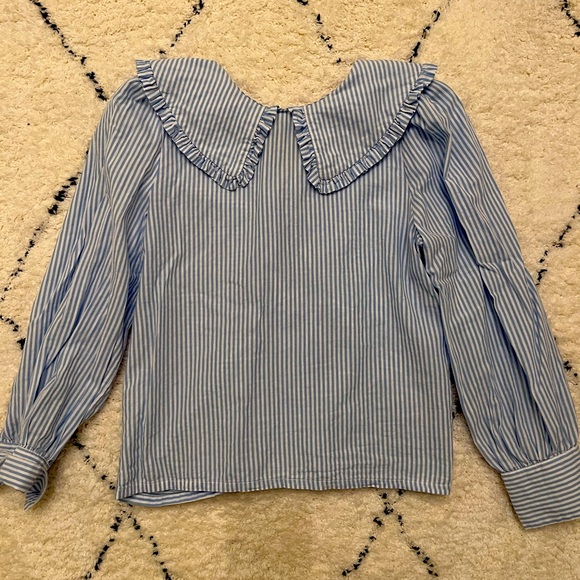 Peter Pan Collar Blouse - Picture 2 of 4